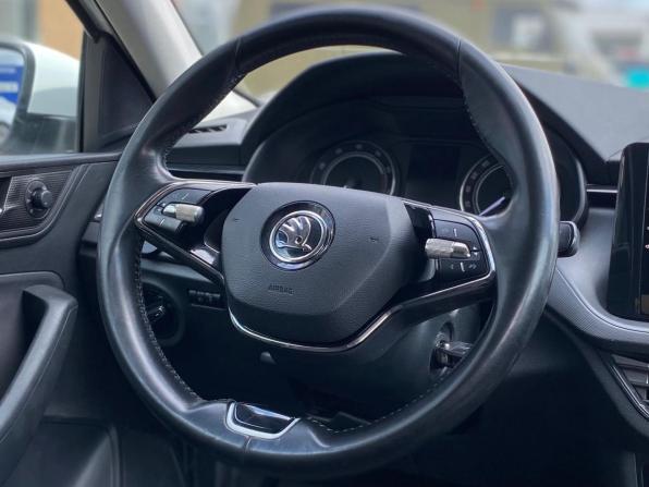 Skoda Rapid II с пробегом 2020 года, цена 779 000 рублей, 268756 км, лифтбек, Автокод Объявления