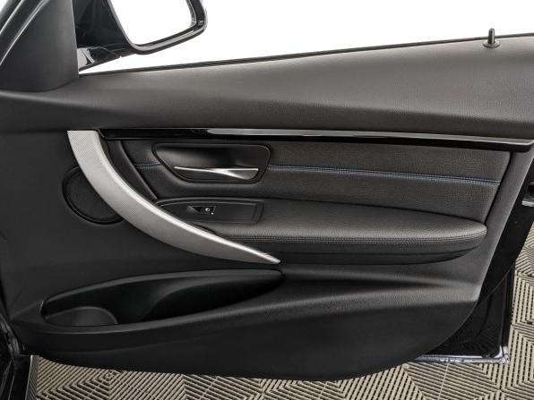 BMW 3 серии VI (F3x) Рестайлинг с пробегом 2018 года, цена 2 850 000 рублей, 113479 км, седан, Автокод Объявления