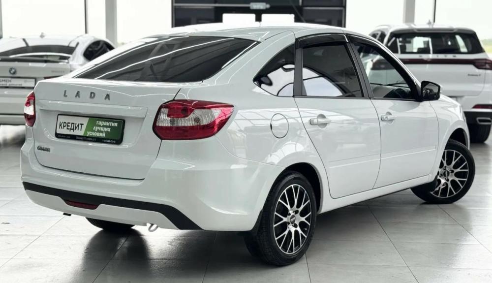 Lada (ВАЗ) Granta I Рестайлинг Шахты  - изображение 4