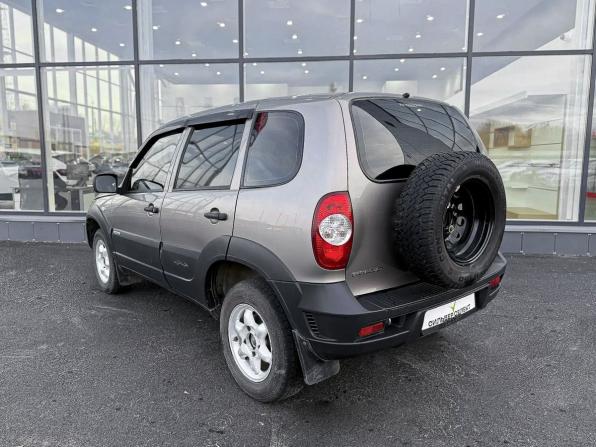 Chevrolet Niva I Рестайлинг с пробегом 2018 года, цена 660 000 рублей, 148045 км, внедорожник, Автокод Объявления