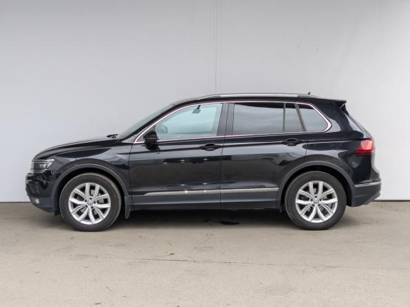 Volkswagen Tiguan II с пробегом 2018 года, цена 2 355 000 рублей, 102720 км, внедорожник, Автокод Объявления