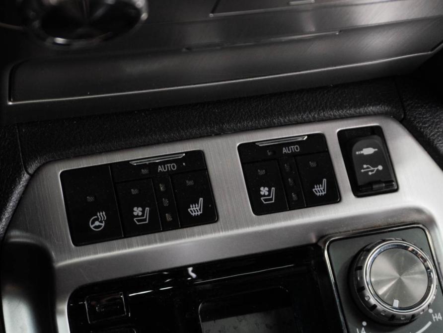 Toyota Land Cruiser 200 Series Рестайлинг 2 Тюмень  - изображение 20