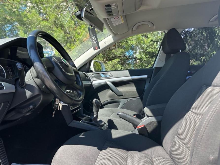 Skoda Octavia II (A5) Рестайлинг Санкт-Петербург  - изображение 11