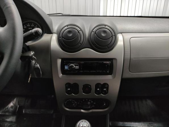 Renault Sandero I с пробегом 2013 года, цена 399 000 рублей, 257372 км, хэтчбек, Автокод Объявления