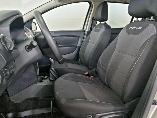 Renault Sandero II Рестайлинг с пробегом 2020 года, цена 1 499 000 рублей, 28450 км, хэтчбек, Автокод Объявления