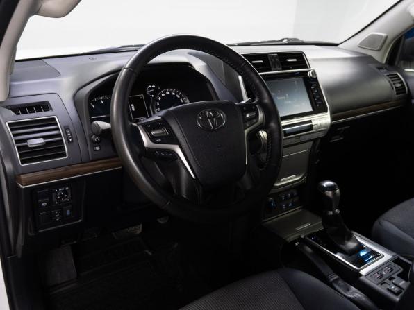 Toyota Land Cruiser Prado 150 Series Рестайлинг 2 с пробегом 2017 года, цена 4 899 000 рублей, 75857 км, внедорожник, Автокод Объявления