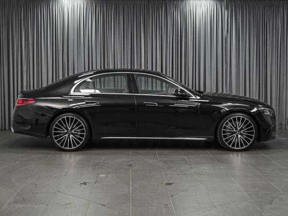 Mercedes-Benz E-Класс VI (W214 S214) с пробегом 2024 года, цена 7 998 000 рублей, 28296 км, седан, Автокод Объявления