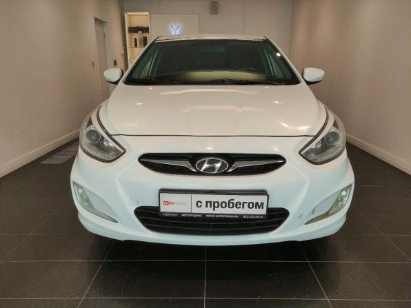 Hyundai Solaris I с пробегом 2013 года, цена 659 000 рублей, 117270 км, седан, Автокод Объявления