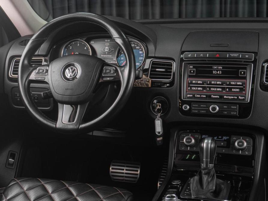 Volkswagen Touareg II Рестайлинг Тюмень  - изображение 24