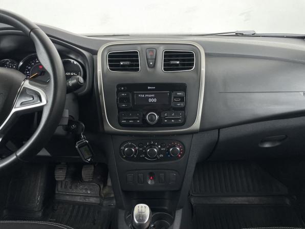 Renault Sandero II Рестайлинг с пробегом 2020 года, цена 1 058 000 рублей, 159164 км, хэтчбек, Автокод Объявления