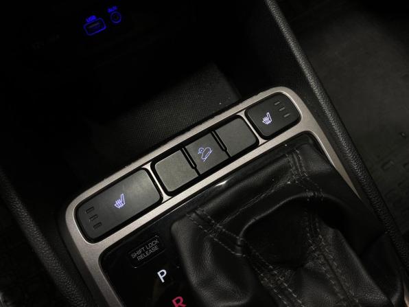 Hyundai Creta I с пробегом 2017 года, цена 1 549 000 рублей, 145000 км, внедорожник, Автокод Объявления