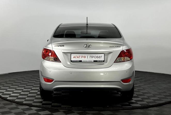 Hyundai Solaris I с пробегом 2014 года, цена 950 000 рублей, 129934 км, седан, Автокод Объявления