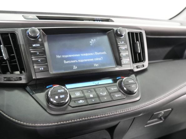 Toyota RAV4 IV (XA40) Рестайлинг с пробегом 2017 года, цена 2 640 000 рублей, 120130 км, внедорожник, Автокод Объявления