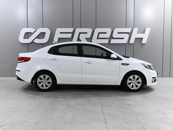 Kia Rio III Рестайлинг с пробегом 2016 года, цена 1 319 000 рублей, 116154 км, седан, Автокод Объявления