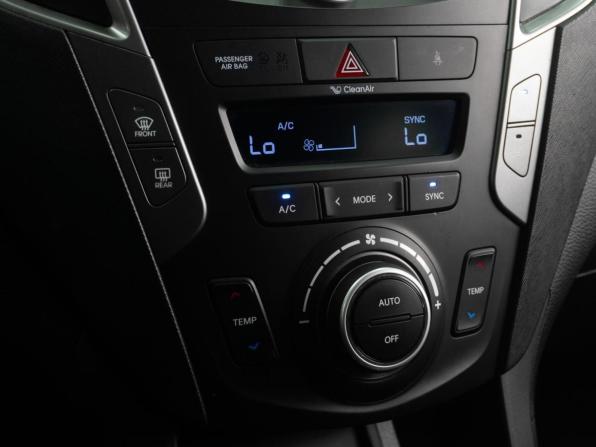 Hyundai Santa Fe III Рестайлинг с пробегом 2017 года, цена 2 519 000 рублей, 101279 км, внедорожник, Автокод Объявления