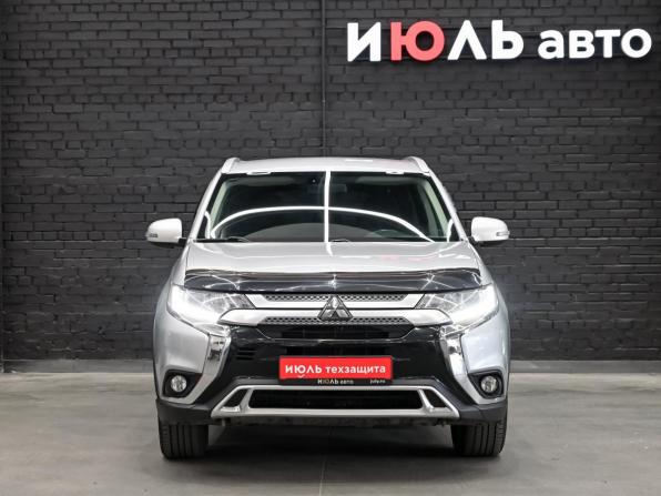 Mitsubishi Outlander III Рестайлинг 3 с пробегом 2019 года, цена 2 090 000 рублей, 118599 км, внедорожник, Автокод Объявления