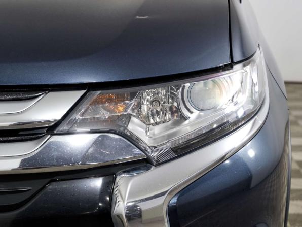 Mitsubishi Outlander III Рестайлинг 2 с пробегом 2018 года, цена 1 798 000 рублей, 173278 км, внедорожник, Автокод Объявления