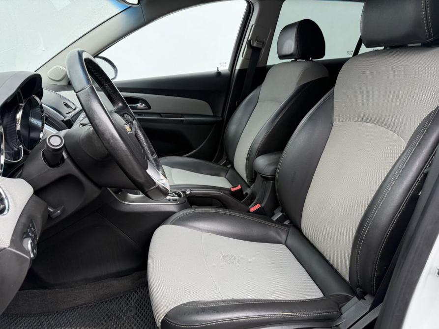 Chevrolet Cruze I Рестайлинг Москва  - изображение 10