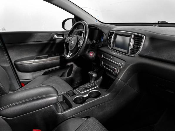 Kia Sportage IV с пробегом 2018 года, цена 1 417 000 рублей, 261421 км, внедорожник, Автокод Объявления