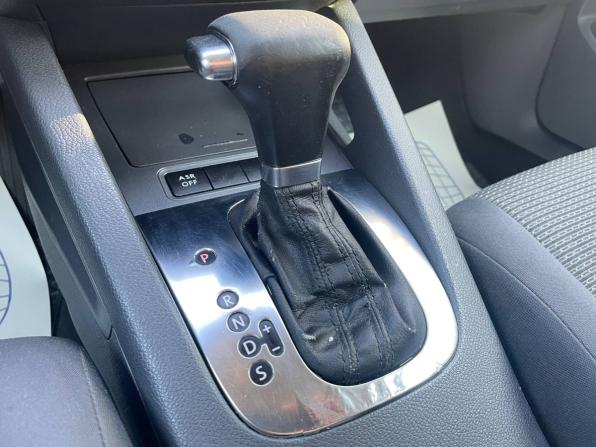 Volkswagen Jetta V с пробегом 2008 года, цена 370 000 рублей, 299003 км, седан, Автокод Объявления