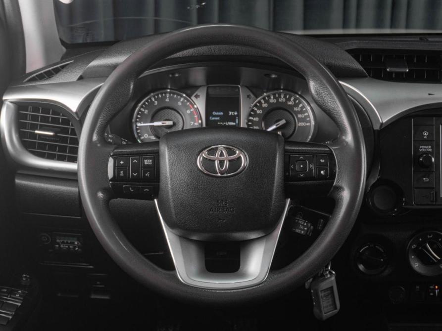 Toyota Hilux VIII Рестайлинг 2 Тюмень  - изображение 17