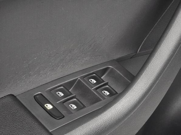 Skoda Rapid II с пробегом 2020 года, цена 1 645 000 рублей, 88700 км, лифтбек, Автокод Объявления