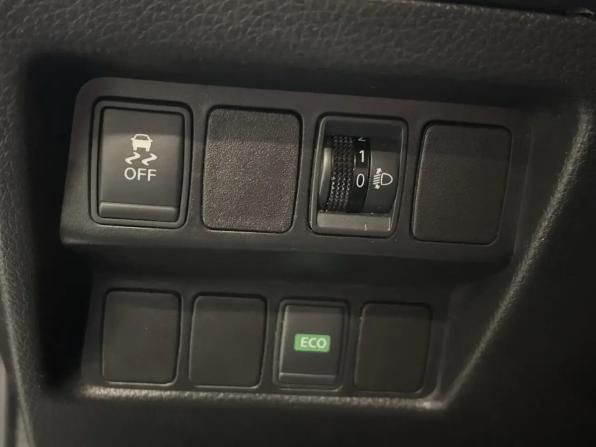 Nissan Qashqai II с пробегом 2016 года, цена 1 158 000 рублей, 157038 км, внедорожник, Автокод Объявления