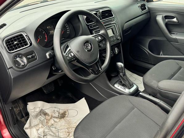 Volkswagen Polo V Рестайлинг с пробегом 2017 года, цена 1 190 000 рублей, 95000 км, седан, Автокод Объявления