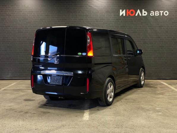 Honda Stepwgn V с пробегом 2016 года, цена 1 720 000 рублей, 127953 км, минивэн, Автокод Объявления