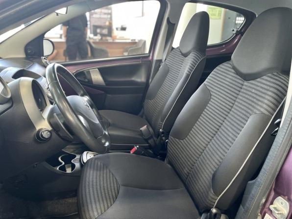 Peugeot 107 I Рестайлинг 2 с пробегом 2013 года, цена 599 900 рублей, 77000 км, хэтчбек, Автокод Объявления