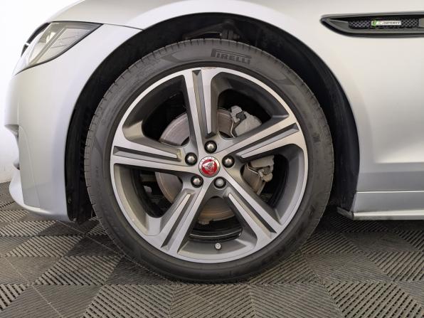Jaguar XF II с пробегом 2016 года, цена 2 482 500 рублей, 84091 км, седан, Автокод Объявления
