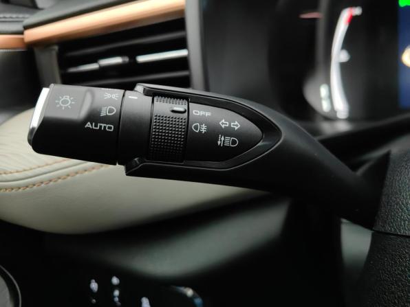 Haval Jolion I с пробегом 2022 года, цена 1 747 000 рублей, 67607 км, внедорожник, Автокод Объявления