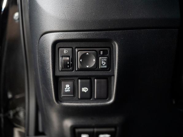 Nissan Juke I с пробегом 2012 года, цена 1 038 000 рублей, 146243 км, внедорожник, Автокод Объявления