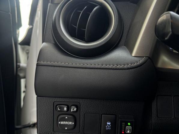 Toyota RAV4 IV (XA40) с пробегом 2014 года, цена 1 570 000 рублей, 206090 км, внедорожник, Автокод Объявления