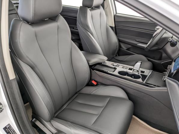 Omoda S5 с пробегом 2023 года, цена 1 555 000 рублей, 32084 км, седан, Автокод Объявления
