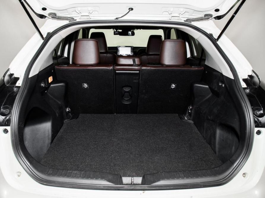 Toyota Yaris Cross Иркутск  - изображение 20