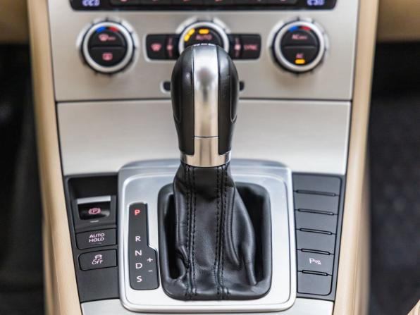 Volkswagen Passat B7 с пробегом 2012 года, цена 1 178 000 рублей, 191771 км, седан, Автокод Объявления