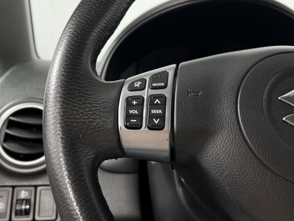 Suzuki SX4 I (Classic) Рестайлинг с пробегом 2013 года, цена 894 900 рублей, 137163 км, хэтчбек, Автокод Объявления