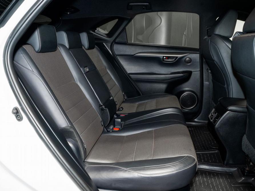 Lexus NX I Рестайлинг Чита  - изображение 5