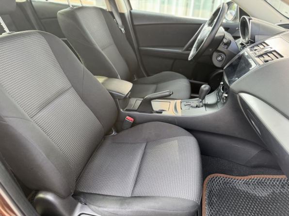Mazda 3 II (BL) Рестайлинг с пробегом 2013 года, цена 749 000 рублей, 244526 км, седан, Автокод Объявления