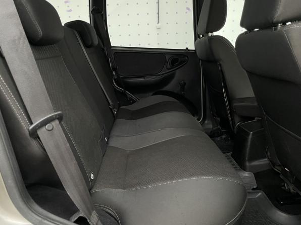 Chevrolet Niva I Рестайлинг с пробегом 2018 года, цена 890 000 рублей, 85940 км, внедорожник, Автокод Объявления