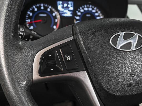 Hyundai Solaris I Рестайлинг с пробегом 2015 года, цена 1 113 000 рублей, 112909 км, седан, Автокод Объявления