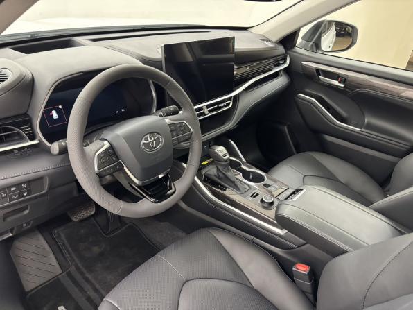 Toyota Highlander IV (XU70) с пробегом 2025 года, цена 5 450 000 рублей, 19 км, внедорожник, Автокод Объявления