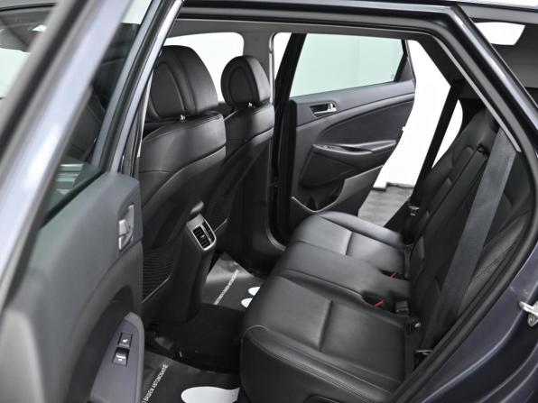 Hyundai Tucson III с пробегом 2017 года, цена 1 799 000 рублей, 137000 км, внедорожник, Автокод Объявления