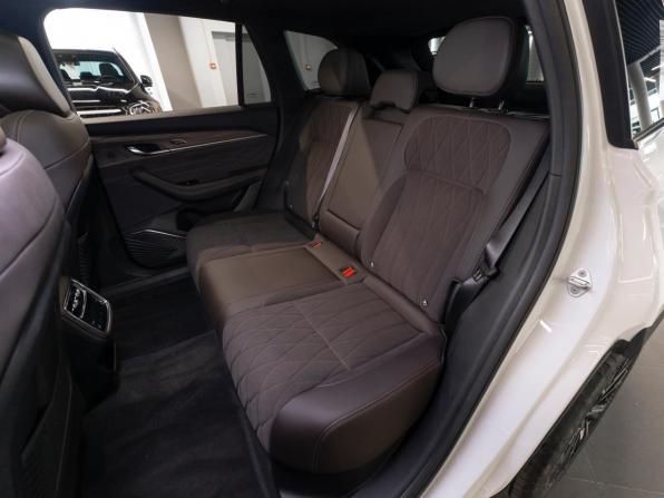 Geely Monjaro I Рестайлинг 2 с пробегом 2026 года, цена 4 300 000 рублей, 50 км, внедорожник, Автокод Объявления