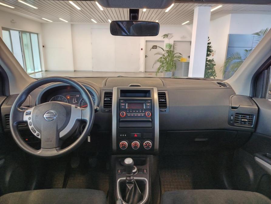 Nissan X-Trail II Рестайлинг Санкт-Петербург  - изображение 9