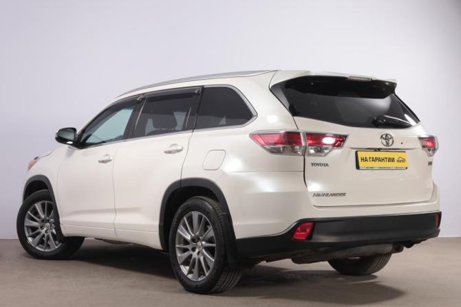 Toyota Highlander III (XU50) с пробегом 2014 года, цена 2 549 000 рублей, 277000 км, внедорожник, Автокод Объявления
