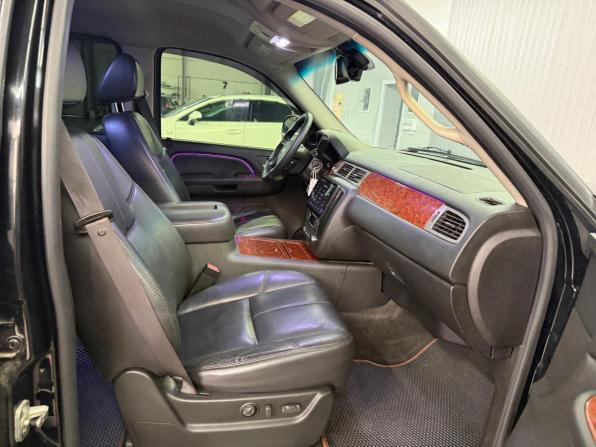 Chevrolet Tahoe III с пробегом 2008 года, цена 1 647 000 рублей, 192303 км, внедорожник, Автокод Объявления