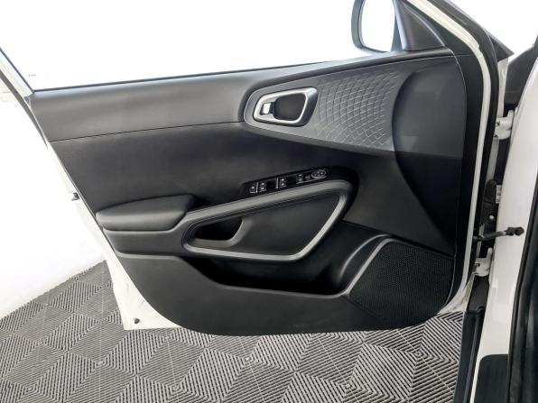 Kia Soul III с пробегом 2022 года, цена 1 950 000 рублей, 43431 км, хэтчбек, Автокод Объявления