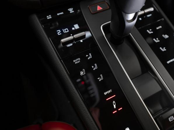 Porsche Macan I Рестайлинг 2 с пробегом 2025 года, цена 10 300 000 рублей, 10 км, внедорожник, Автокод Объявления